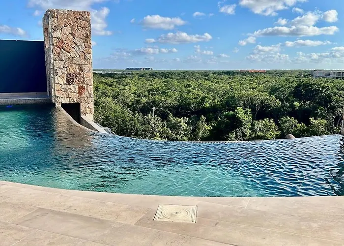 Exclusivo! 2 Dormitorios, 4 Camas, De 1 A 6 Huéspedes Con Terraza Directo A La Alberca Y Otra Alberca Azotea Wifi , Gym , Sauna, Elevador Y Mas!!! Tulum